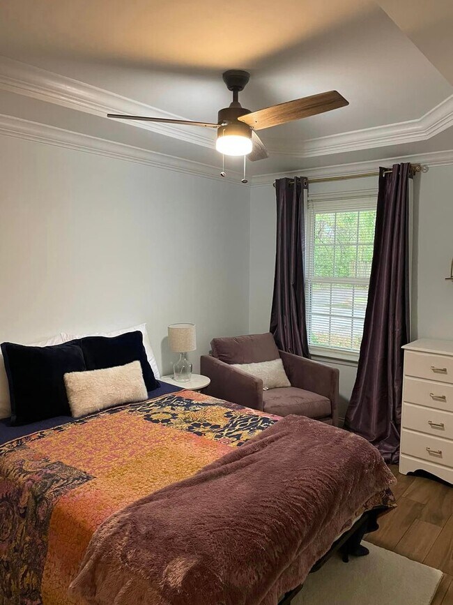 Photo - Furnished Executive Rental Downtown