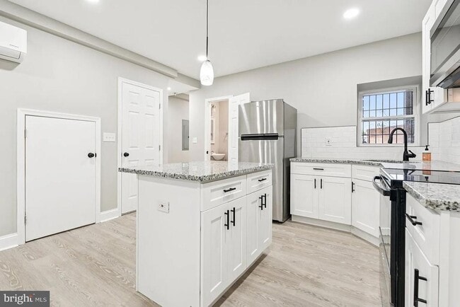 Photo - 916 N Arlington Ave Unit 1