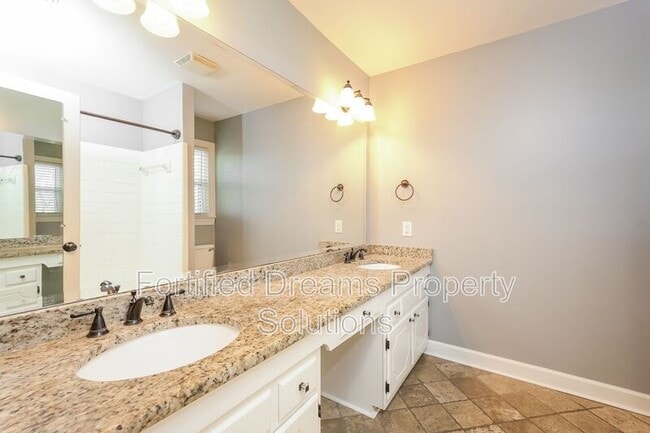 Photo - 3739 Sagamore Dr