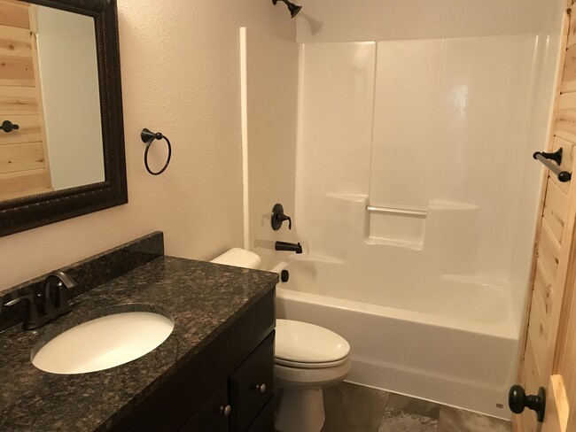 Photo - Misty Creek Apartments by SRP, LLC