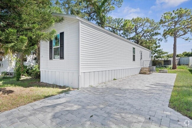 Building Photo - 33 Tangerine Ave Rental
