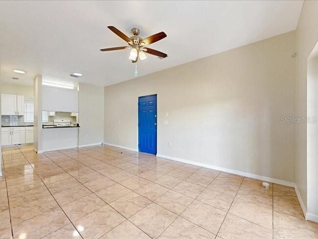 206 Majors Ln Unit B