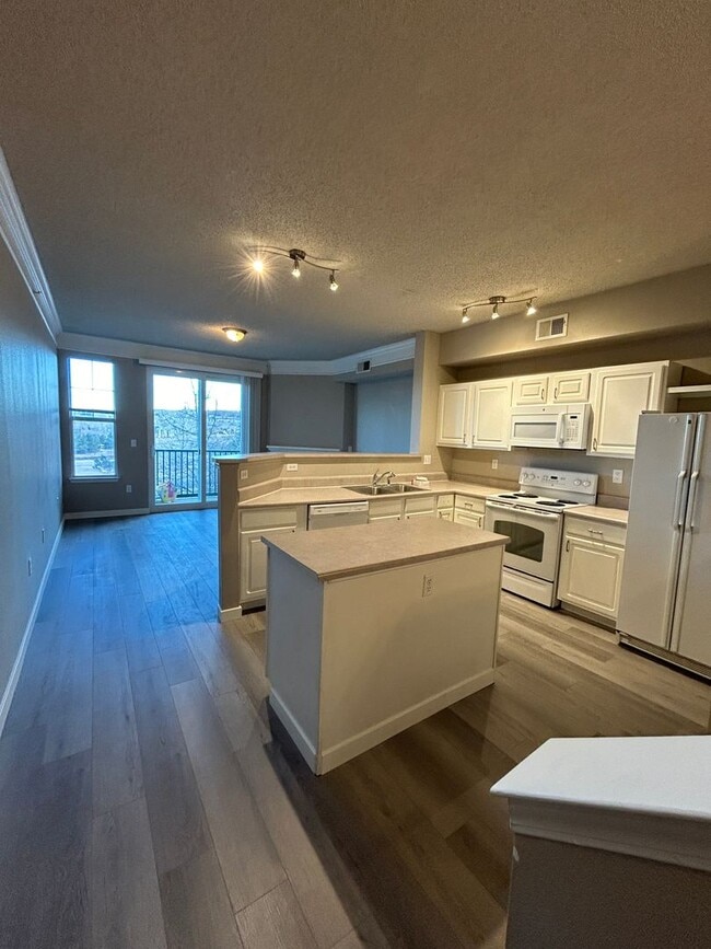 Photo - 2Br/2Ba Townhouse with Attached Garage