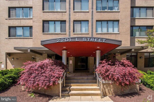 Building Photo - 2201 L St NW Unit 509 Rental