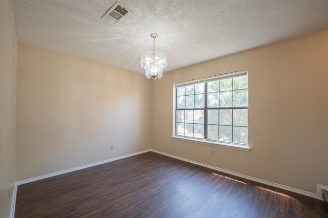 Photo - 832 Winding Creek Dr