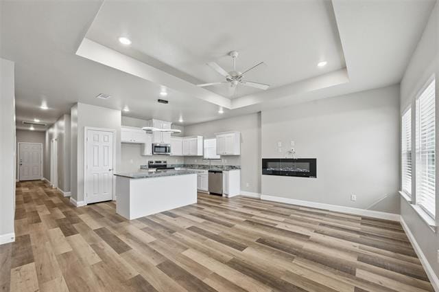 Photo - 2406 Beecha St