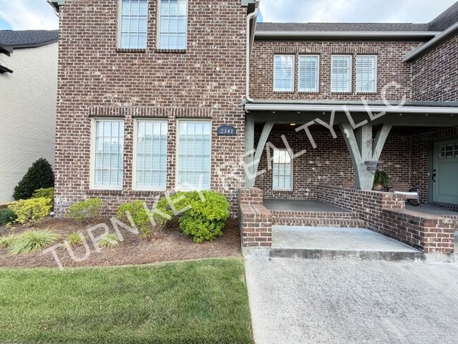 2341 Village Center St