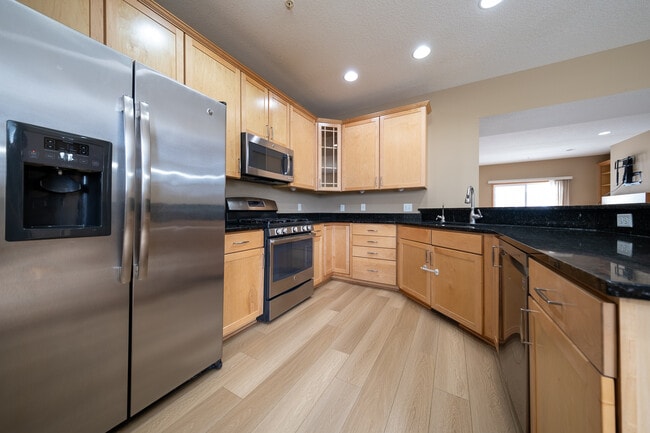 Photo - 9585 Madison Dr