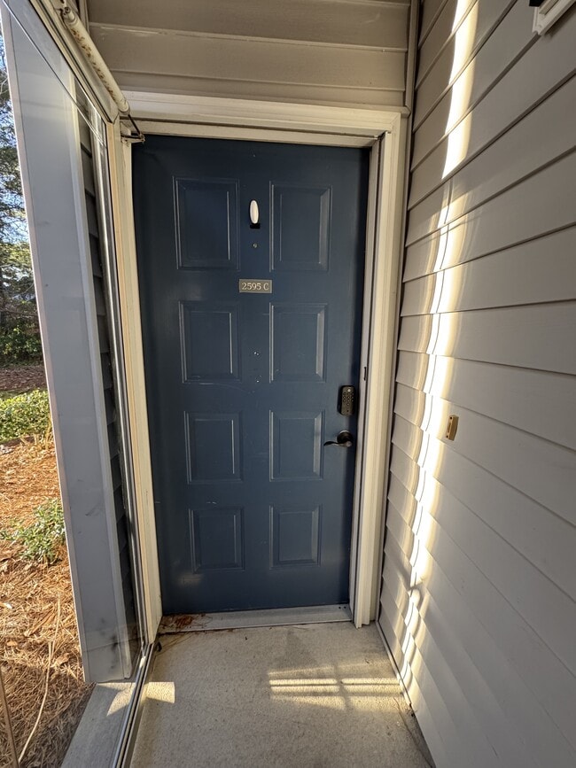 Photo - 2595 Thackery Rd