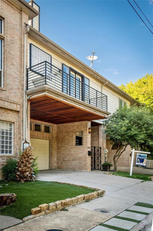 Dallas Townhome - Dallas Townhome