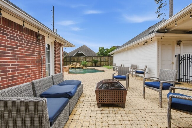 Photo - 13815 Wetherfield Ln