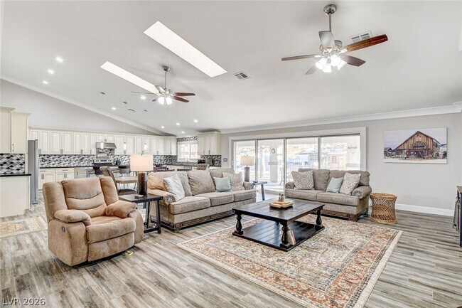Photo - 5353 Dorrell Ln