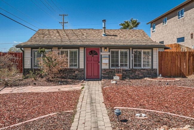 Photo - 536 Avenue L