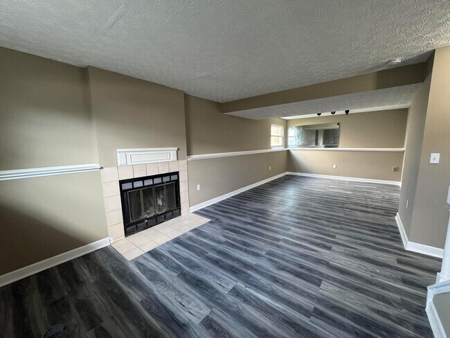 Photo - 3124 Creighton Pl