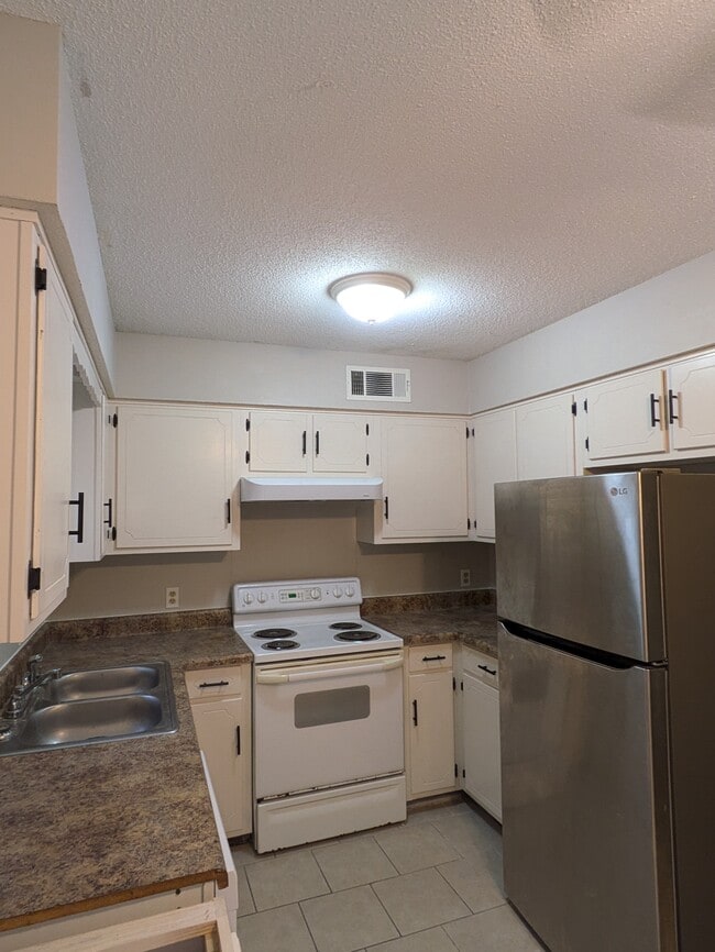 Photo - 931 Central Ave