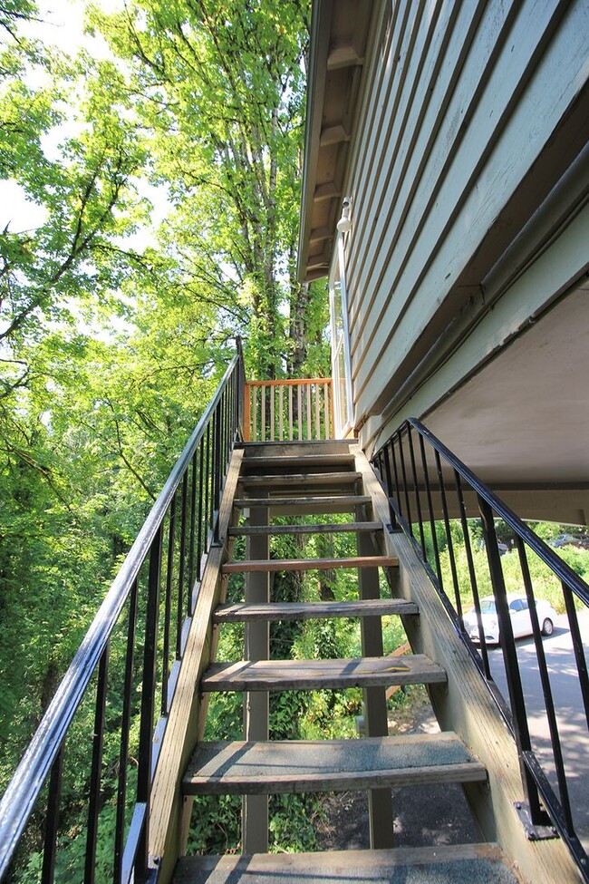 Photo - 3736 SW 10th Ave Unit 1