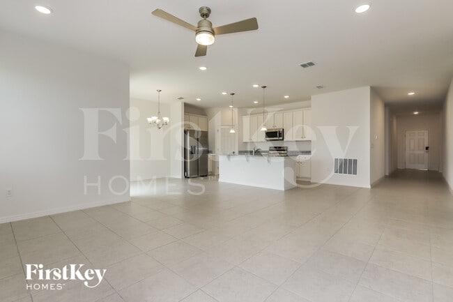 Photo - 523 Crown Rose Dr