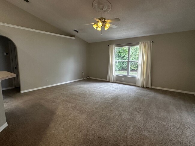 Photo - Coming Available Soon - 3/2 Split Plan Home in Eustis with Screened Porch!