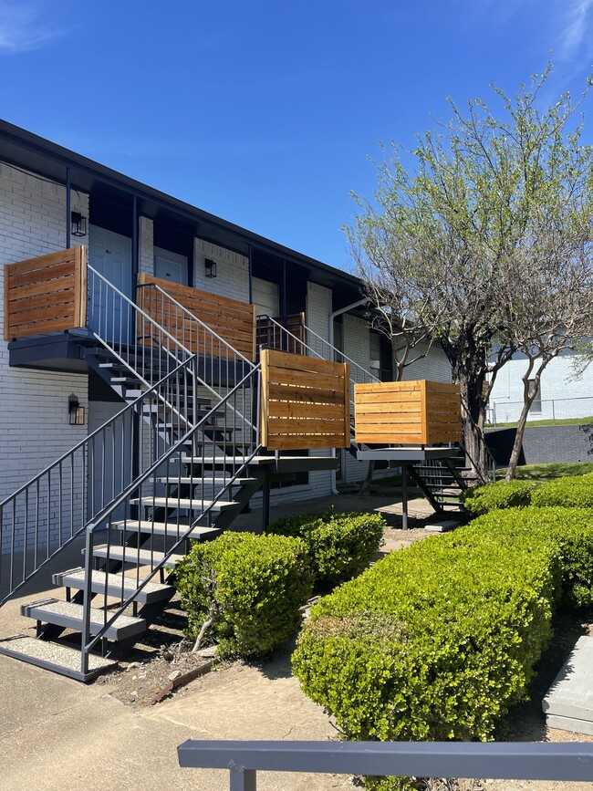 La Madera - La Madera Apartments