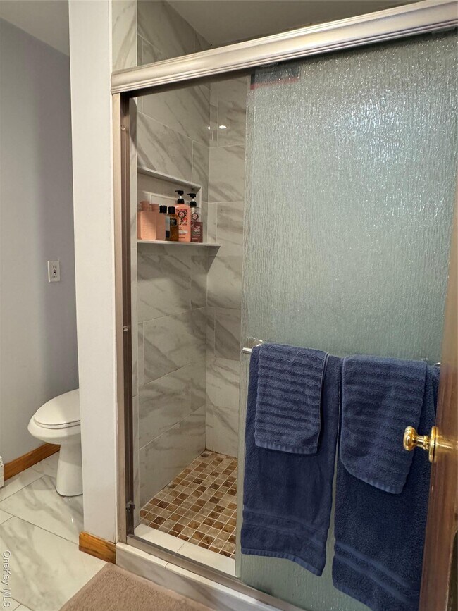 Photo - 287 NY-32 Unidad 202