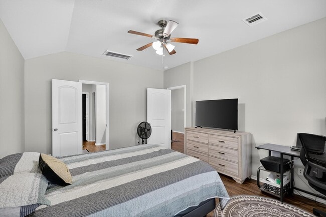 Building Photo - 5636 Rainflower Terrace Ln