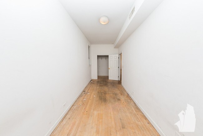 Photo - 2318 N Southport Ave Unidad 3R