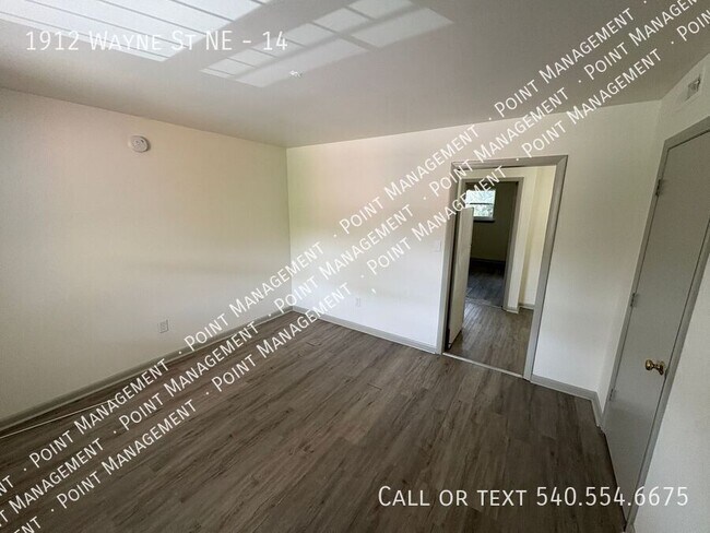 Photo - 1912 Wayne St NE Unit 14