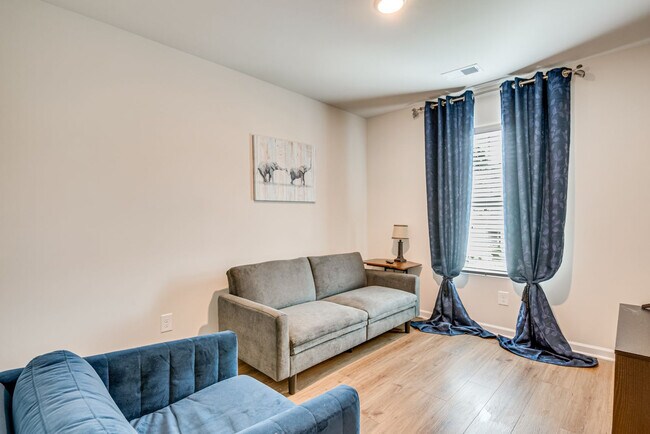 Photo - 4252 Notting Hill Dr SW Unidad SI ID1580225P