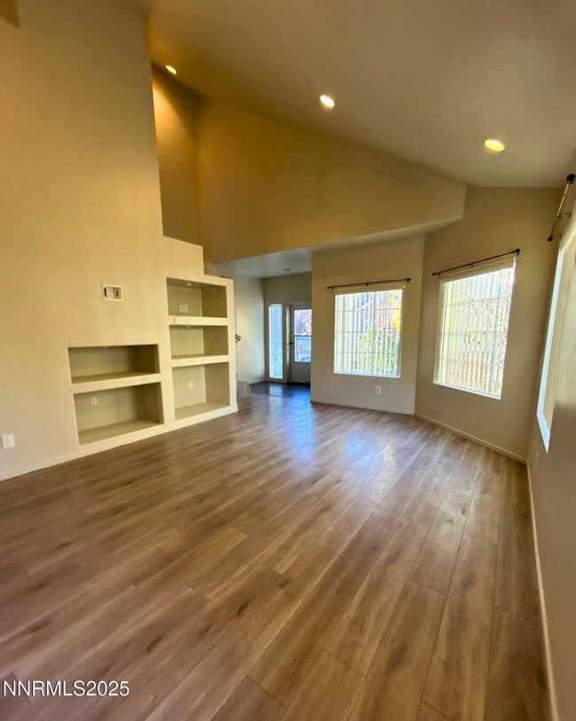 Photo - 5353 Desert Peach Dr