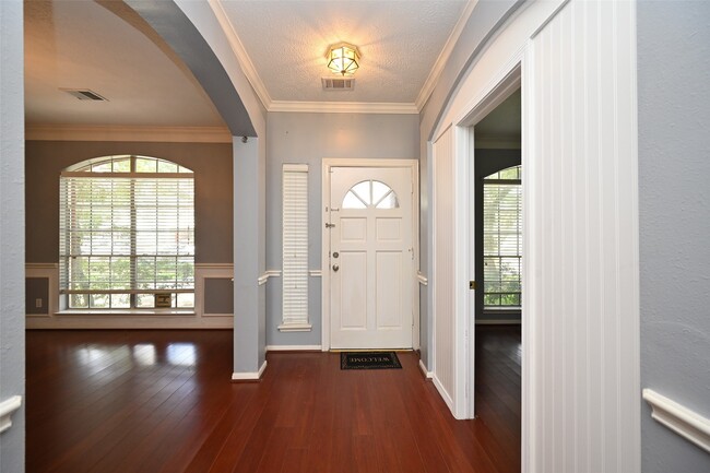 Photo - 6419 Sutter Park Ln