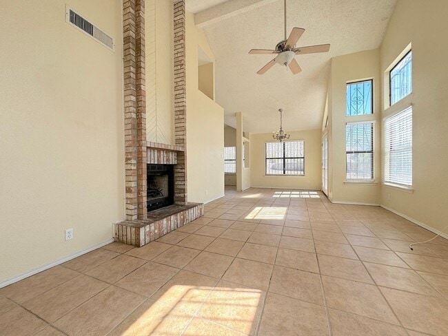 Photo - West El Paso 3bed/2Bath refrig A/C Home