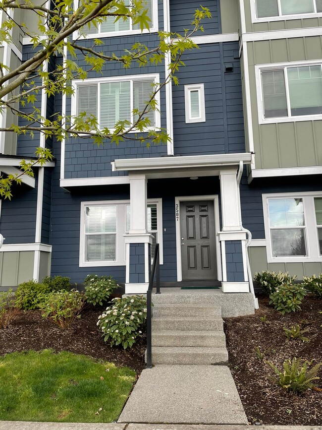 Photo - 3507 30th Dr