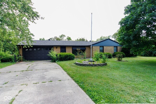 Building Photo - 923 Hattie Dr Rental