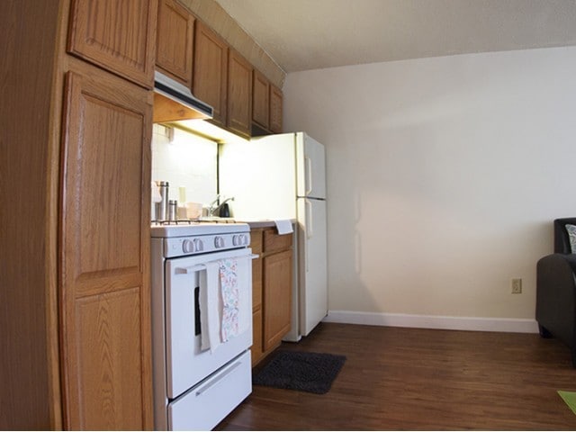 Photo - University Terrace Apartments