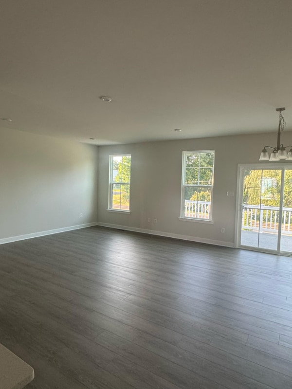 Photo - 68 Rosemary Wy