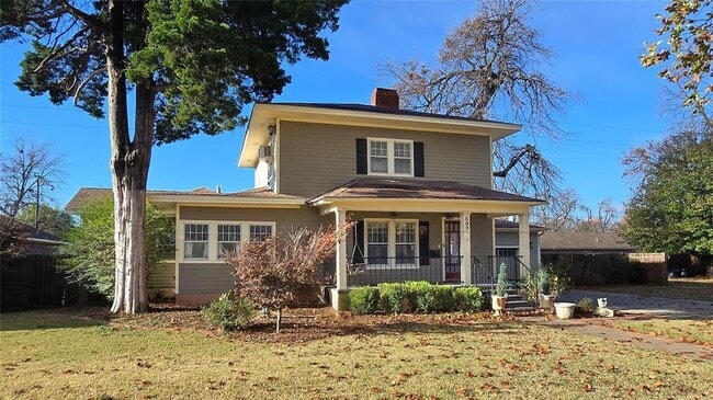 Photo - 609 N Ash St