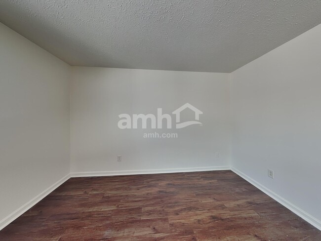 Photo - 2328 Salem Park Dr