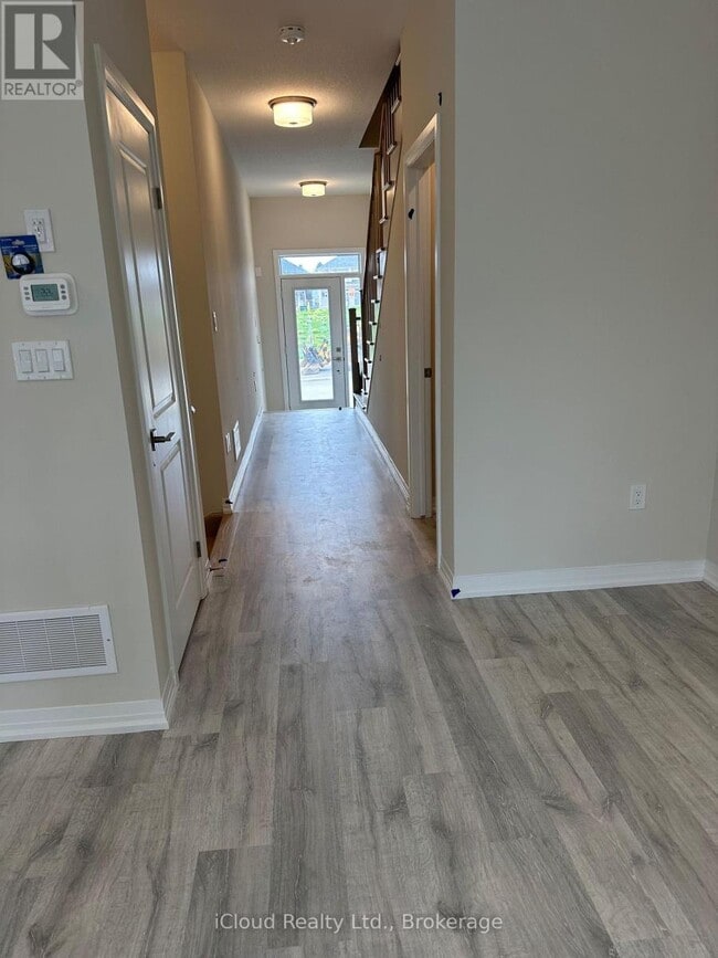 Photo - 660 Colborne St W Unit 21
