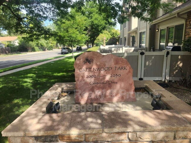 Photo - 2002 Centennial Dr