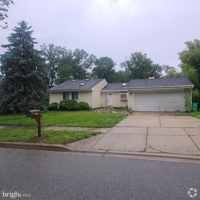 Building Photo - 8215 Cagle Rd Rental