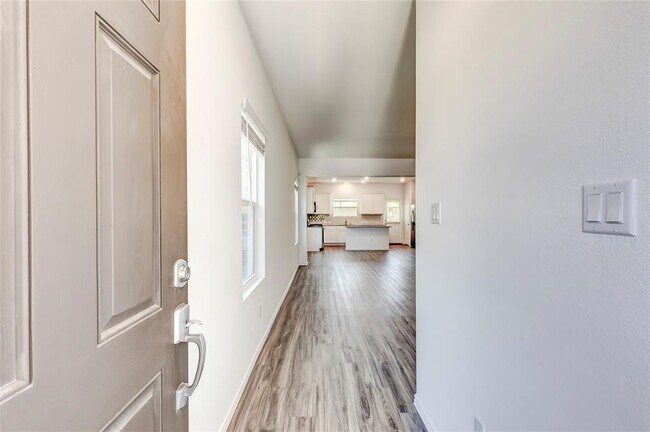 Photo - 1517 Brueggerhoff Rd
