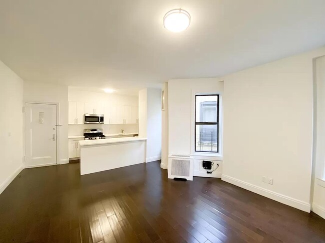 Photo - 11 W 126th St Rental