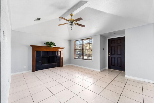 Photo - 13806 Long Glen Dr Casa