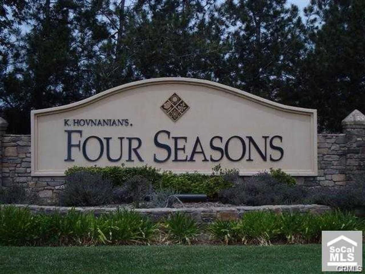 Great 2 bedroom + Den, 2 bath Home In Hemet Four Seasons! 55+ Call today - Great 2 bedroom + Den, 2 bath Home In Hemet Four Seasons! 55+ Call today
