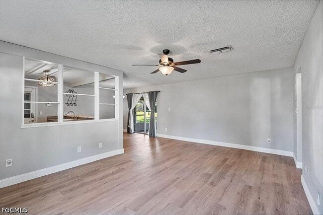 Photo - 5556 Memorial Dr