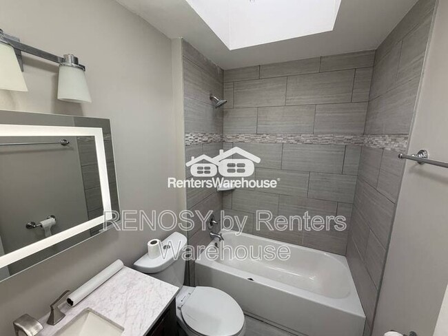 Photo - 611 Cheraton Rd