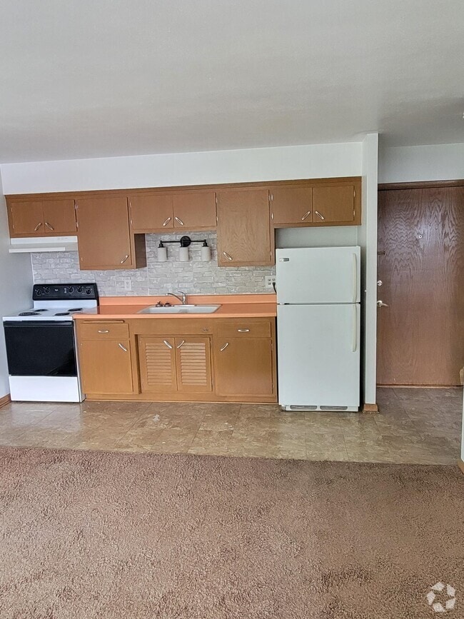 Building Photo - Lincoln Unit 36 Rental