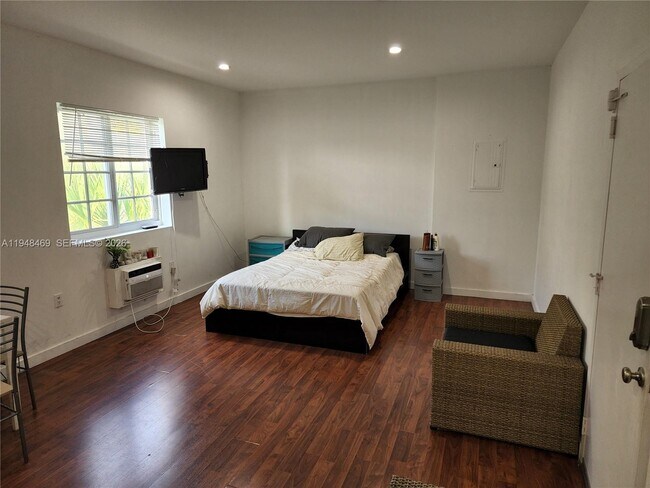 Photo - 1345 Pennsylvania Ave Unit 4C