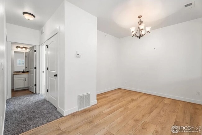 Photo - 5020 Cinquefoil Ln Unit 9G