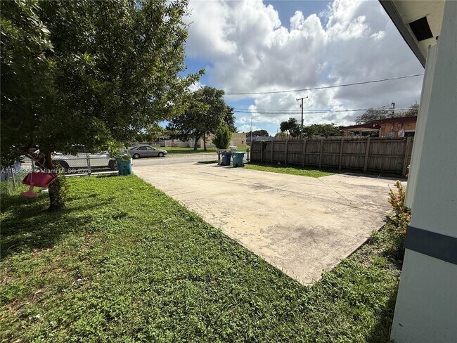 Photo - 6240 NW 22nd Ct Unit 1